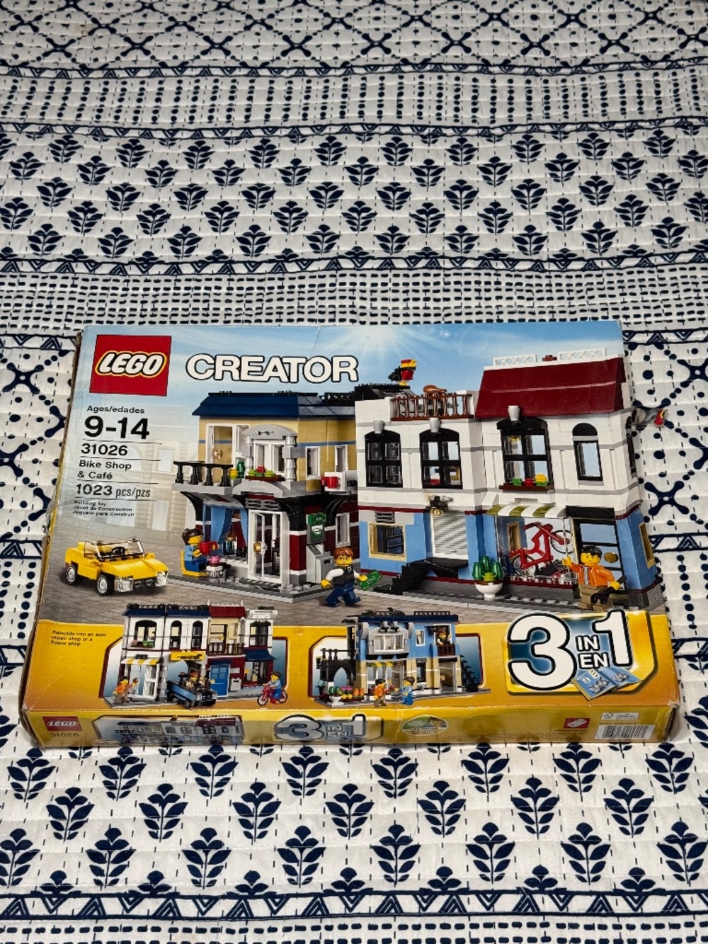 LEGO Creator 3-in-1 Bike Shop & Café (Set 31026)